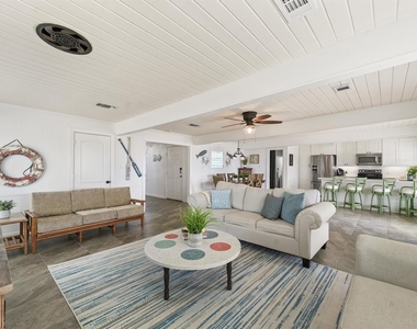 16634 Jamaica Beach Road - Photo Thumbnail 5