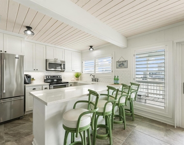 16634 Jamaica Beach Road - Photo Thumbnail 12