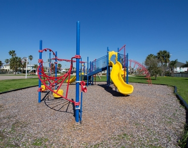 16634 Jamaica Beach Road - Photo Thumbnail 45