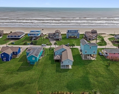 16634 Jamaica Beach Road - Photo Thumbnail 2