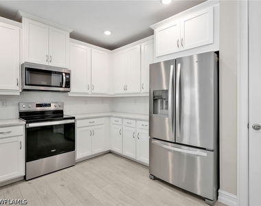 21900 Milan Villas Lane - Photo Thumbnail 10