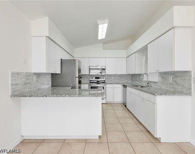 4150 Tarpon Avenue - Photo Thumbnail 6