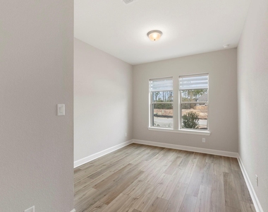 15834 Moran Meadow Street - Photo Thumbnail 18