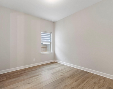 15834 Moran Meadow Street - Photo Thumbnail 16