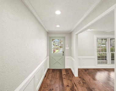 13835 Jarvis Road - Photo Thumbnail 7
