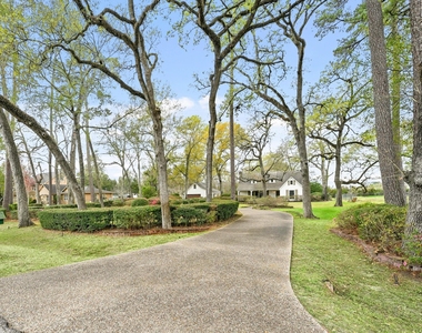 13835 Jarvis Road - Photo Thumbnail 3