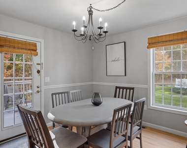131 Forest Hill - Photo Thumbnail 3