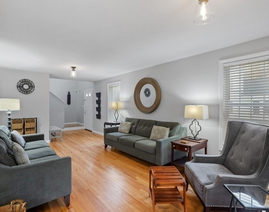 131 Forest Hill - Photo Thumbnail 5