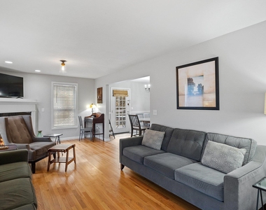 131 Forest Hill - Photo Thumbnail 19