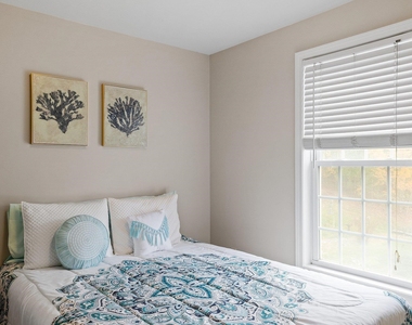 131 Forest Hill - Photo Thumbnail 24