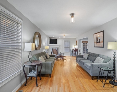 131 Forest Hill - Photo Thumbnail 20