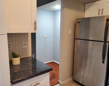 1818 Augusta Drive - Photo Thumbnail 20