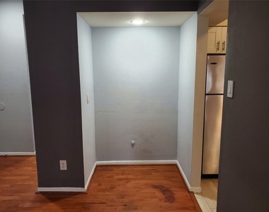 1818 Augusta Drive - Photo Thumbnail 22