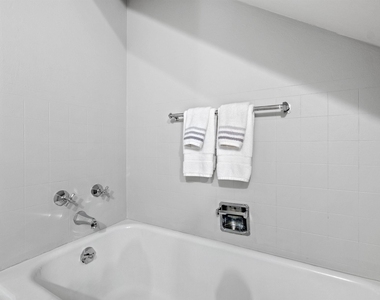 989 Union - Photo Thumbnail 40