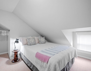 989 Union - Photo Thumbnail 36