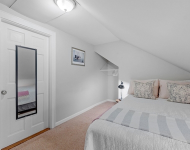 989 Union - Photo Thumbnail 38