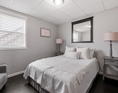 792 Grove - Photo Thumbnail 11