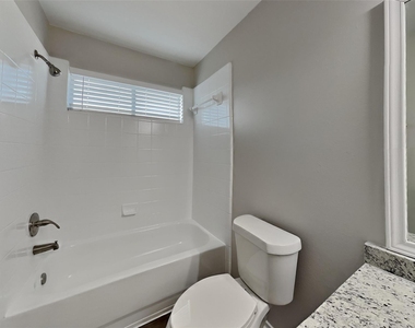 1806 Usher Court - Photo Thumbnail 15
