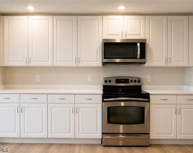 2743 1st Street - Photo Thumbnail 7