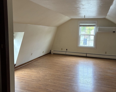 407 Lafayette - Photo Thumbnail 3