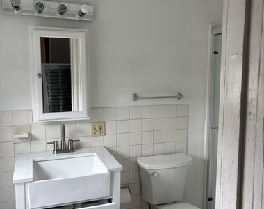 407 Lafayette - Photo Thumbnail 1