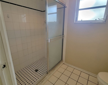 311 Inman Street - Photo Thumbnail 11