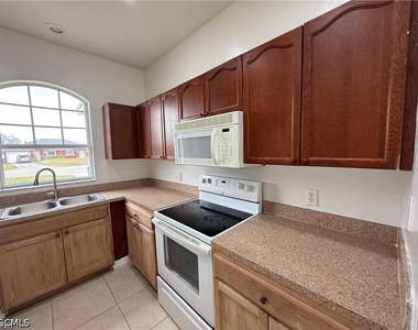 3967 Sunset Road - Photo Thumbnail 6