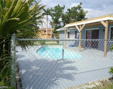 4402 Se 20th Place - Photo Thumbnail 6