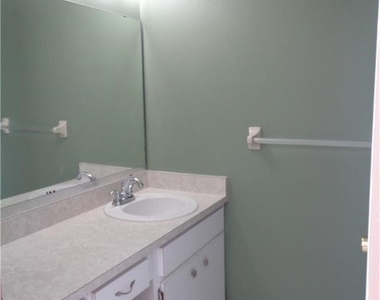 4402 Se 20th Place - Photo Thumbnail 16