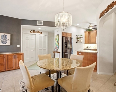 728 Victoria Drive - Photo Thumbnail 11