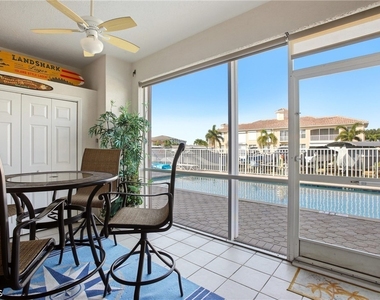 728 Victoria Drive - Photo Thumbnail 24