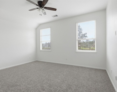 11307 Grand Creek Lane - Photo Thumbnail 15