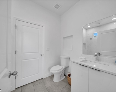 1064 Calumet Road - Photo Thumbnail 10