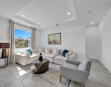 1064 Calumet Road - Photo Thumbnail 21