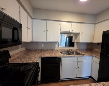 18519 Egret Bay Boulevard - Photo Thumbnail 4