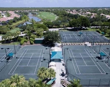 10135 Colonial Country Club Boulevard - Photo Thumbnail 30