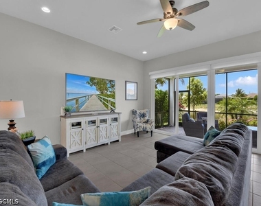 28426 Montecristo Loop - Photo Thumbnail 11