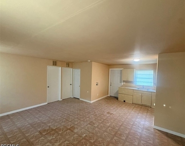 227 Maria Street - Photo Thumbnail 11