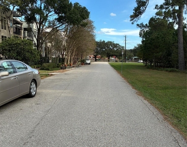 6320 Haskell Street - Photo Thumbnail 42