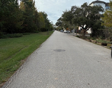 6320 Haskell Street - Photo Thumbnail 43