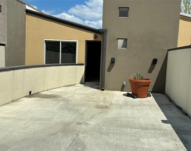 6320 Haskell Street - Photo Thumbnail 41