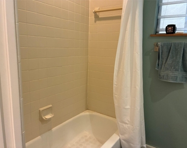 6320 Haskell Street - Photo Thumbnail 32