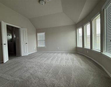 31961 Retama Ranch Lane - Photo Thumbnail 18