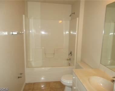 1328 Se 8th Avenue - Photo Thumbnail 7