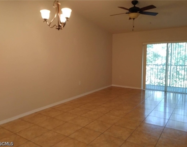 1328 Se 8th Avenue - Photo Thumbnail 2
