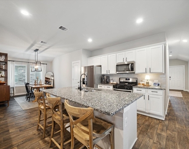 9833 Glen Brook Lane - Photo Thumbnail 7