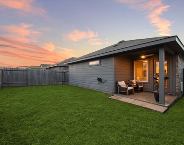 9833 Glen Brook Lane - Photo Thumbnail 23