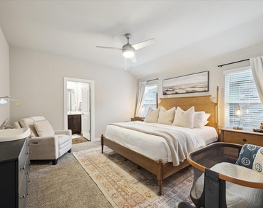 9833 Glen Brook Lane - Photo Thumbnail 9