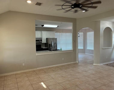 14049 Overstreet Drive - Photo Thumbnail 4