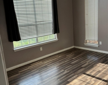 14049 Overstreet Drive - Photo Thumbnail 14